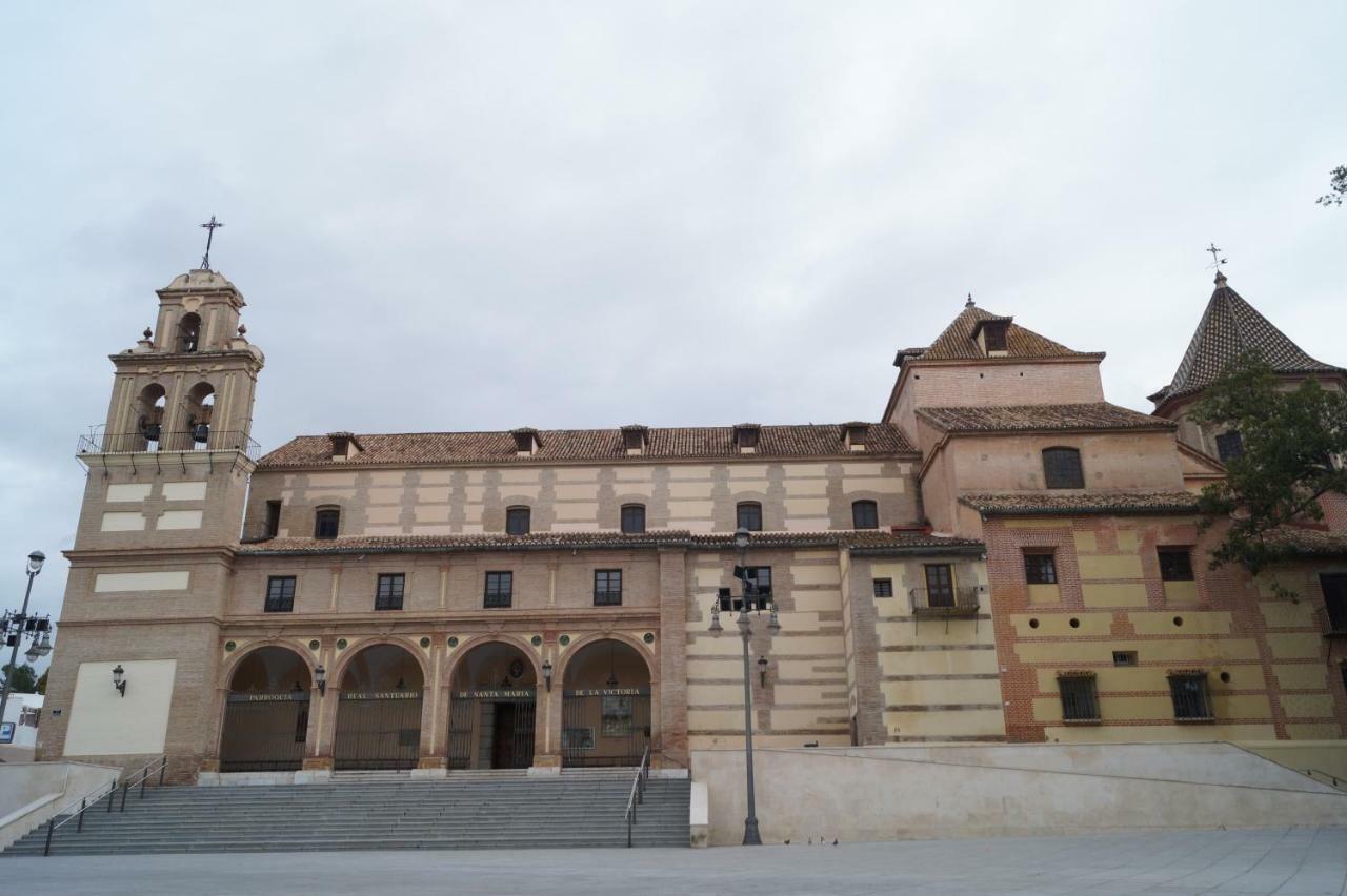 Apartamento Plaza Alfonso XII Malaga Bagian luar foto