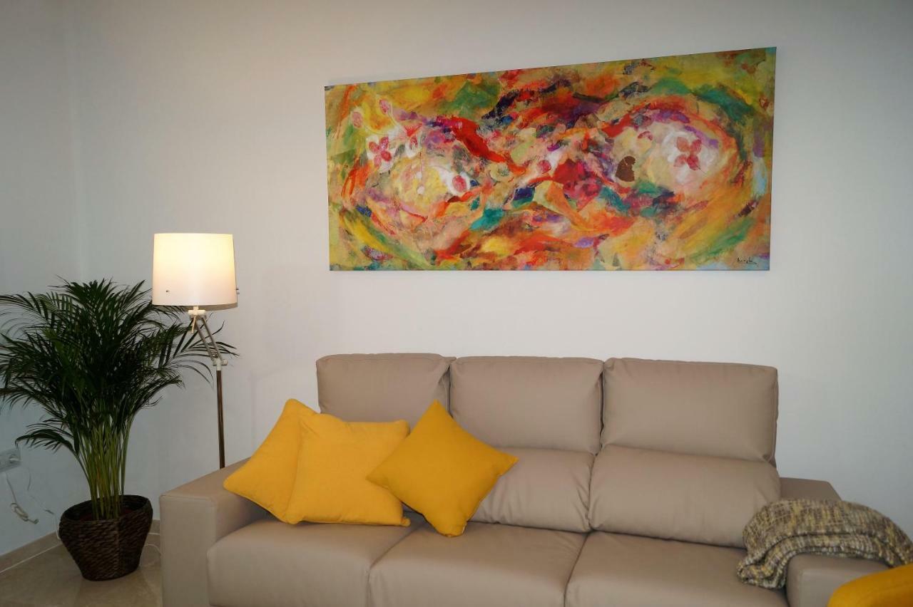 Apartamento Plaza Alfonso XII Malaga Bagian luar foto